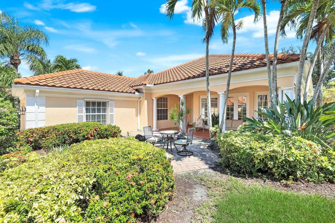 5129 Inagua Way, Naples, FL 34119