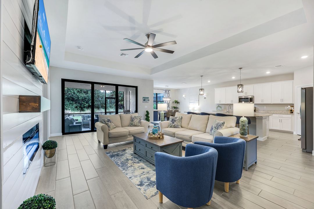 11212 Canopy Loop, Fort Myers, FL 33913