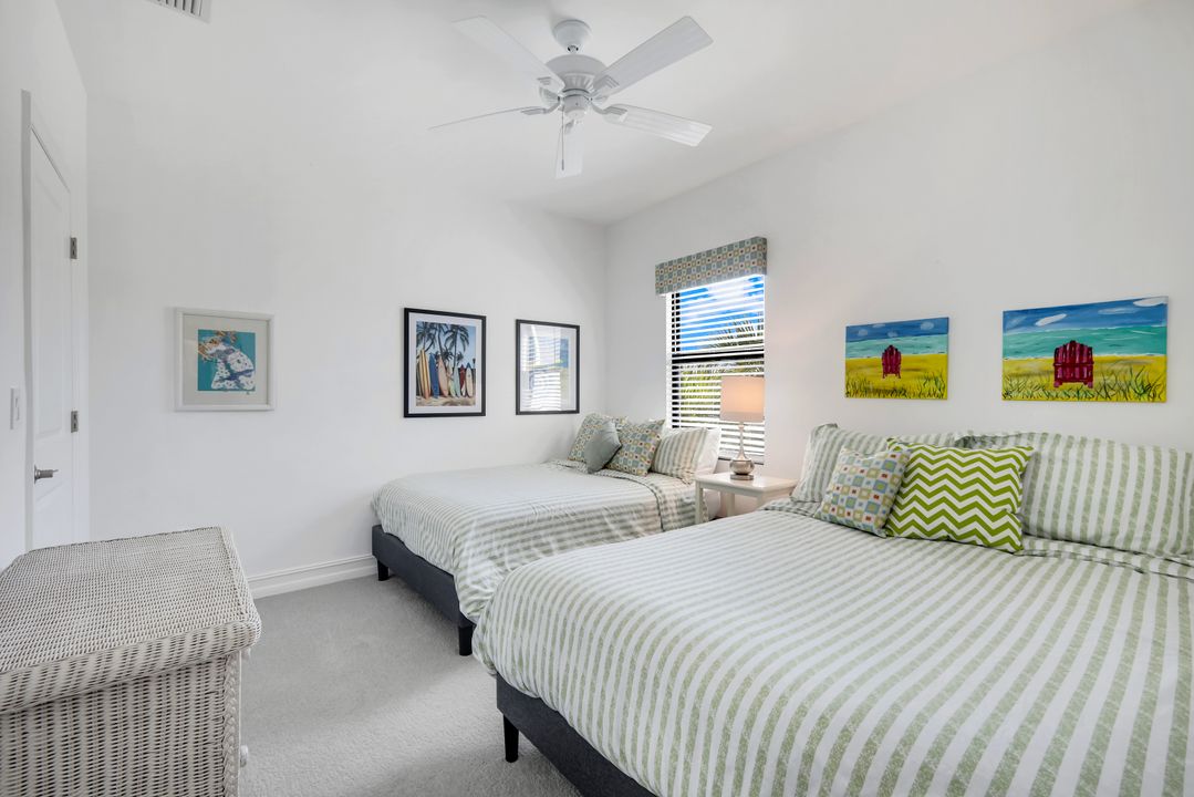 7550 Rockefeller Dr, Naples, FL 34119