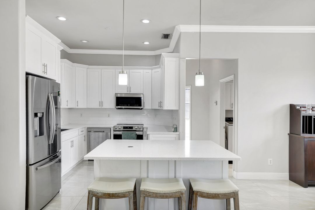 721 Grand Rapids Blvd, Naples, FL 34120