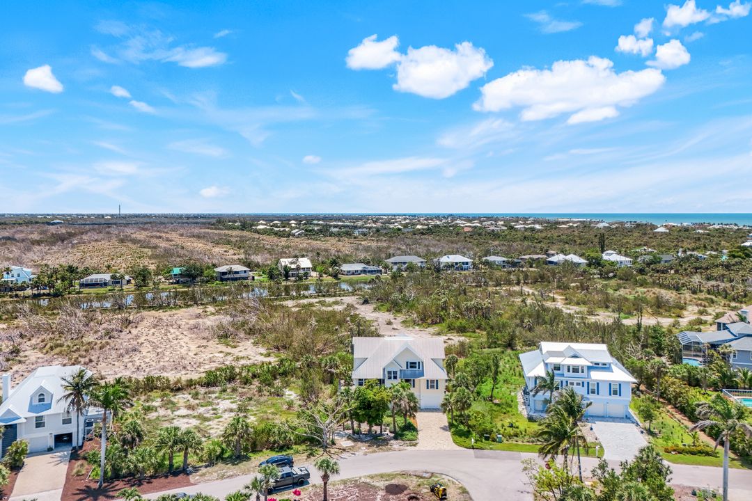654 Sea Oats Dr, Sanibel, FL 33957
