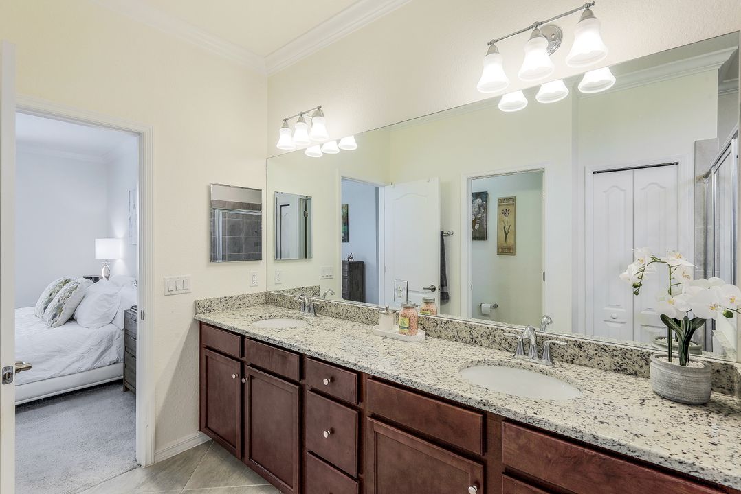 2214 Cara Cara Way, Naples, FL 34120