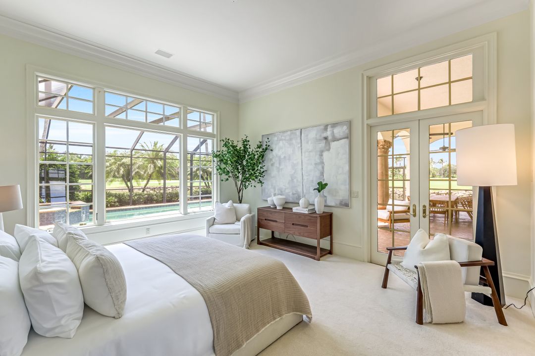 2861 Capistrano Way, Naples, FL 34105