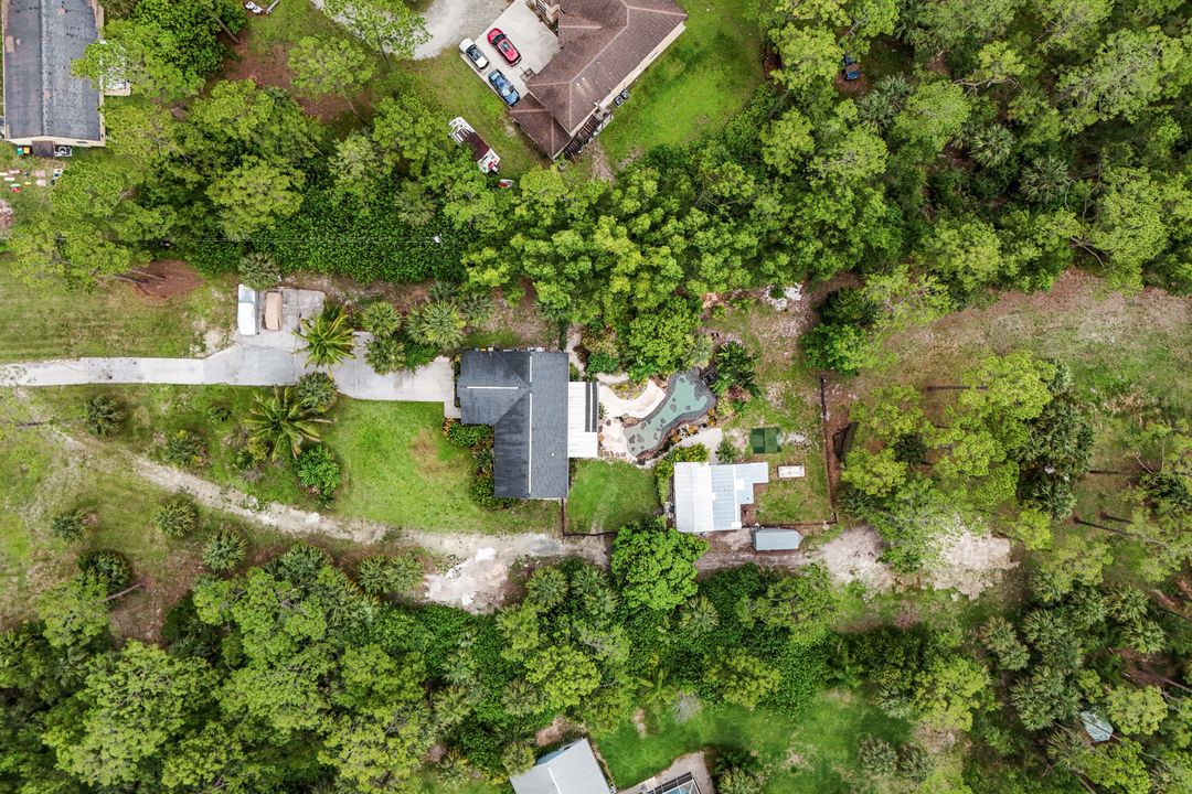 4710 1st Ave NW, Naples, FL 34119