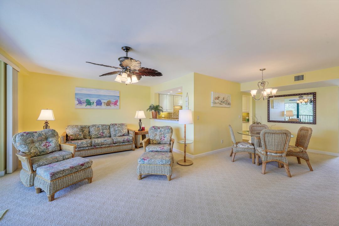 7119 Lakeridge View Court #Unit 303, Fort Myers, FL 33907