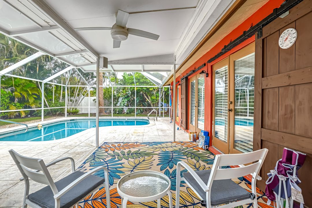 150 Big Springs Dr, Naples, FL 34113