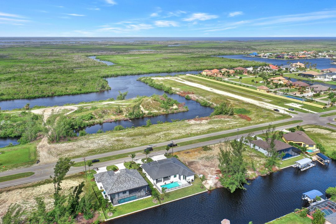 719 Old Burnt Store Rd N, Cape Coral, FL 33993