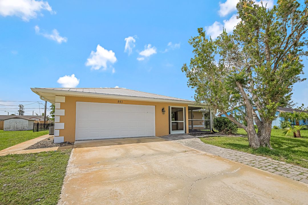 861 Mensh Terrace NW, Port Charlotte, FL 33948