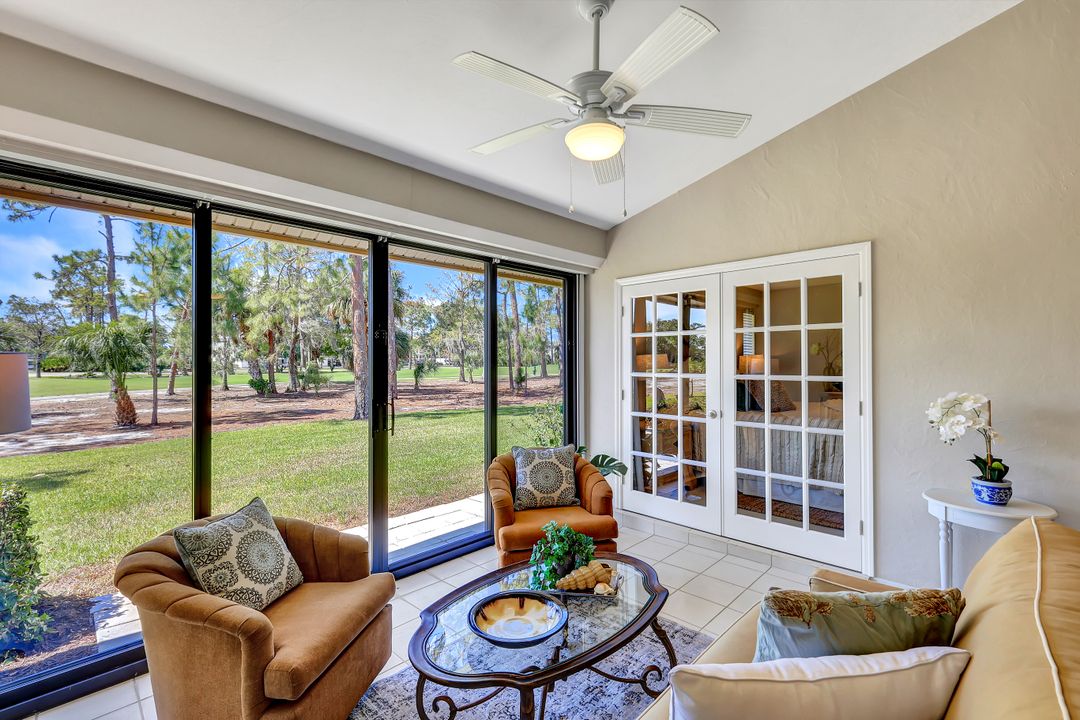 428 Kings Way, Naples, FL 34104