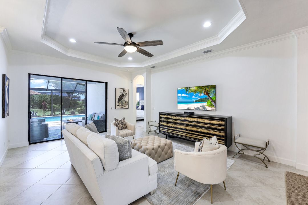 9147 Trivoli Ter, Naples, FL 34119