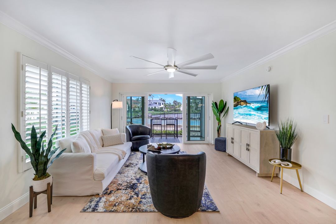 4150 Crayton Rd #B2, Naples, FL 34103
