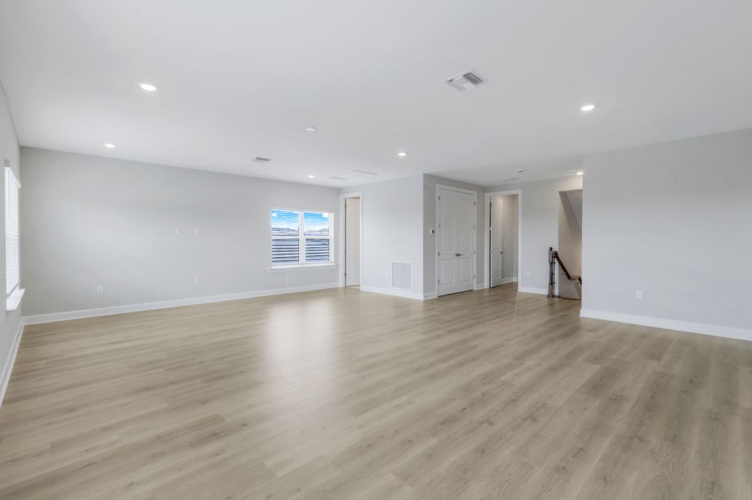 15460 Turin Dr, Naples, FL 34114