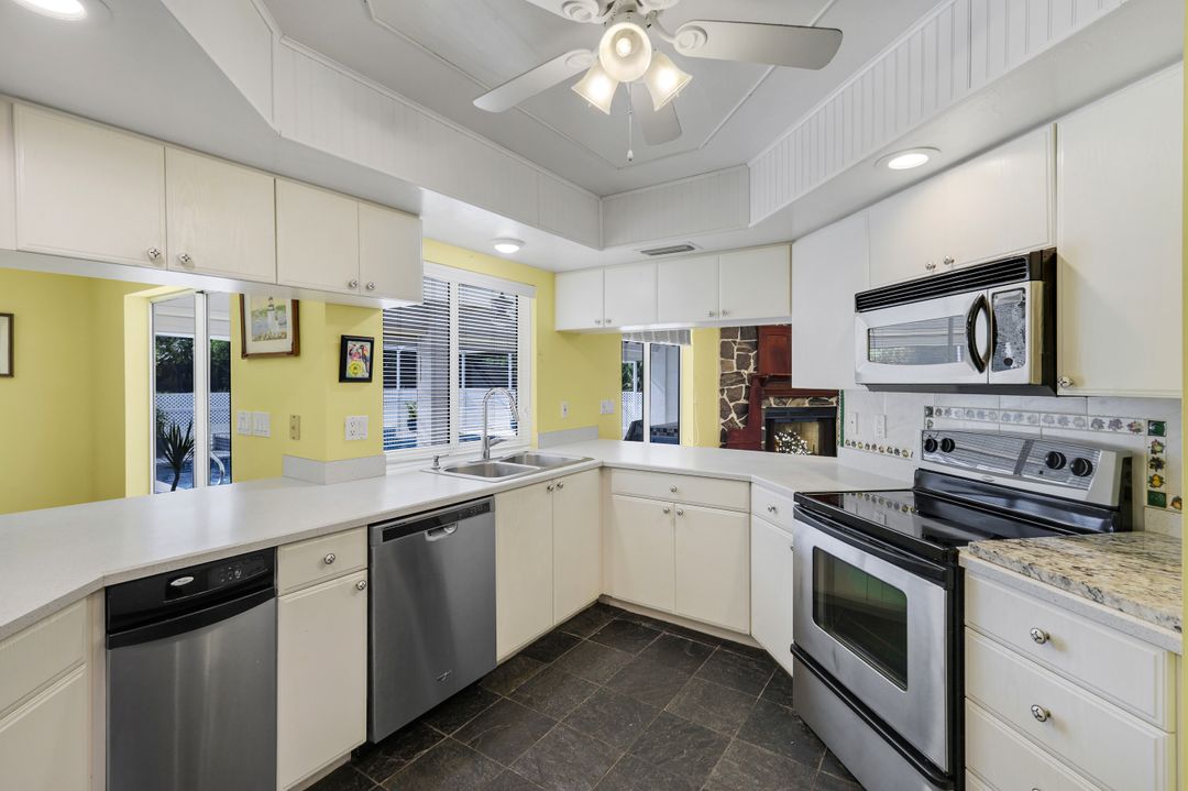 6029 Higgins Ave, Fort Myers, FL 33905