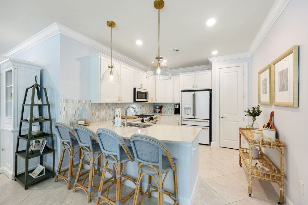 10763 Manatee Key Ln, Estero, FL 33928