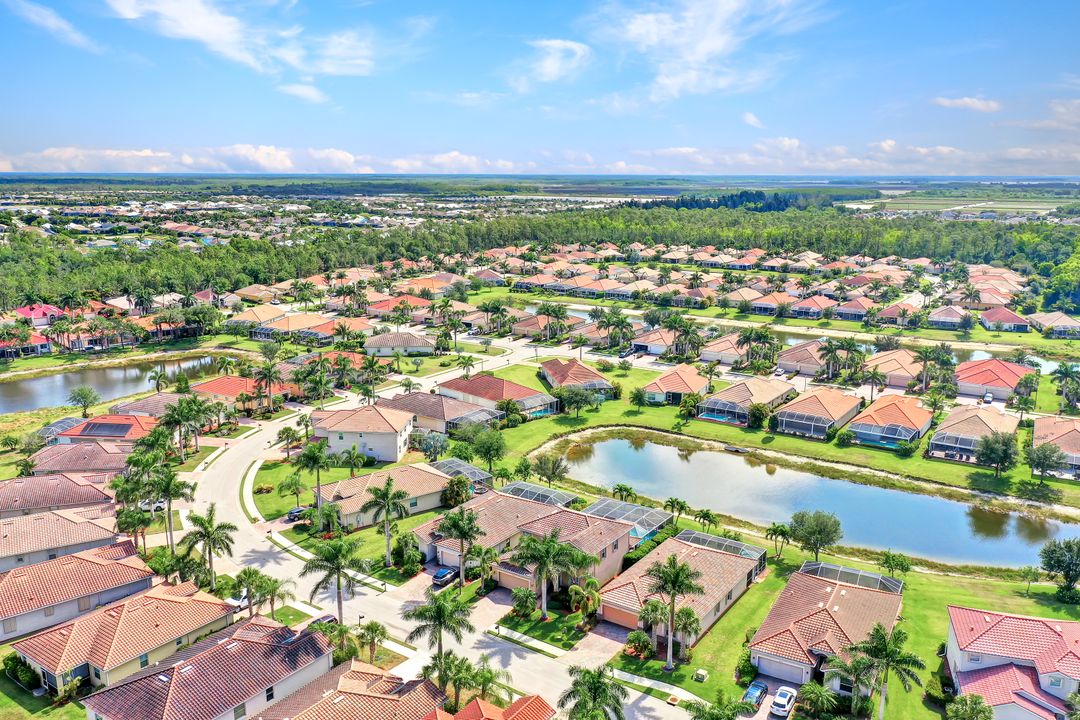 14554 Lanier Ct, Naples, FL 34114