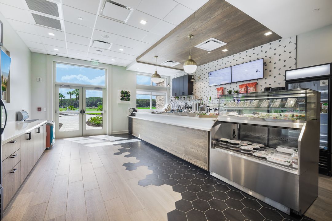 11725 Twin Eagles Blvd, Naples, FL 34120