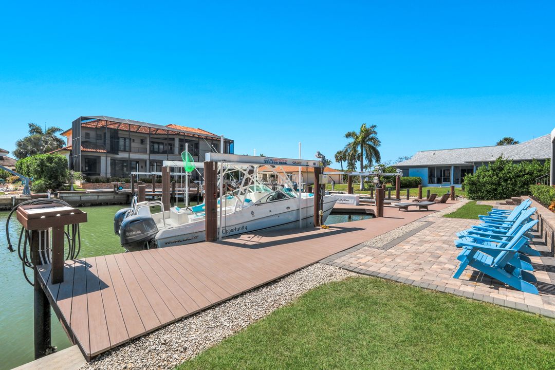 450 Pepperwood Ct, Marco Island, FL 34145