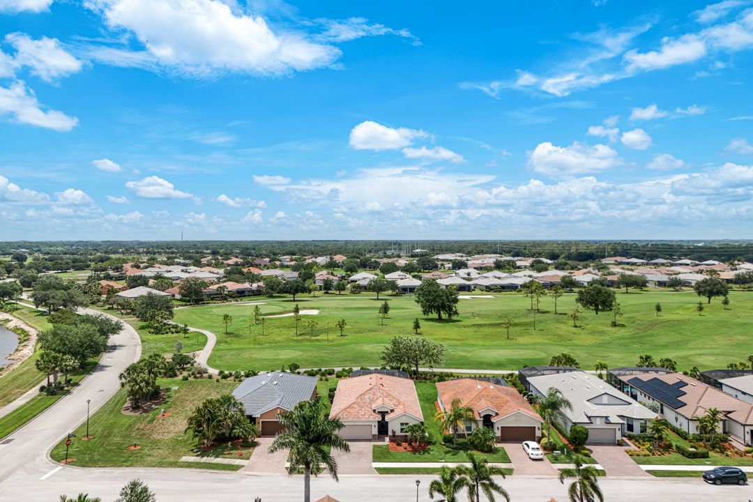3147 Walnut Grove Ln, Alva, FL 33920