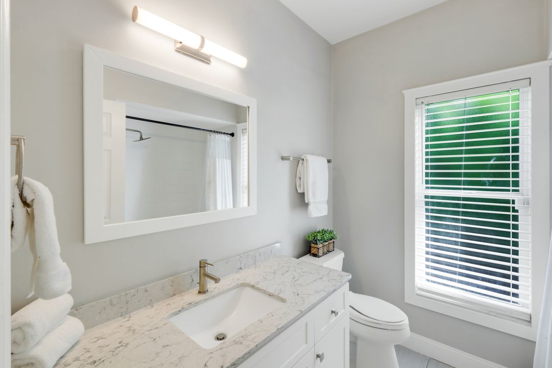 7661 San Sebastian Way, Naples, FL 34109