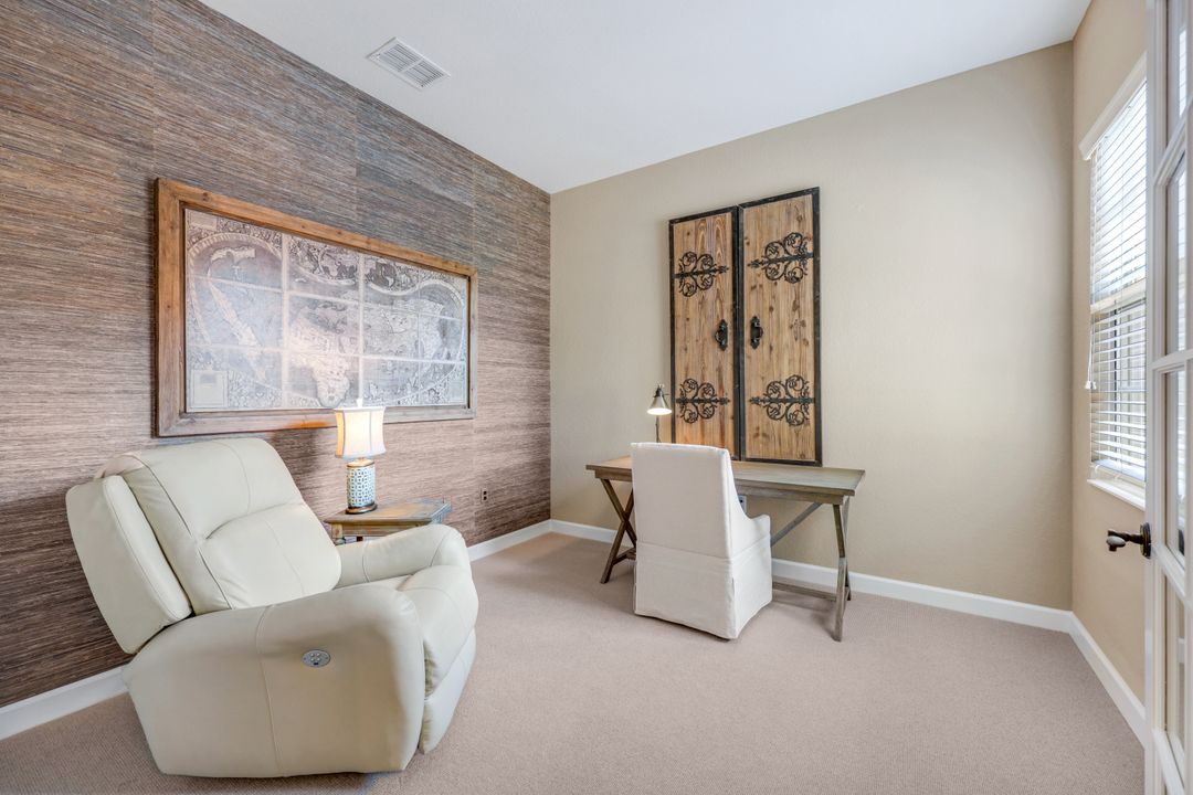 8721 Piazza Del Lago Cir #203, Estero, FL 33928