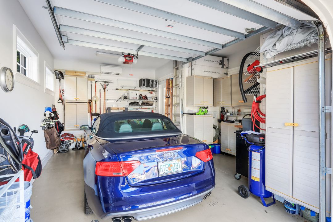 1561 Marsh Wren Ln, Naples, FL 34105