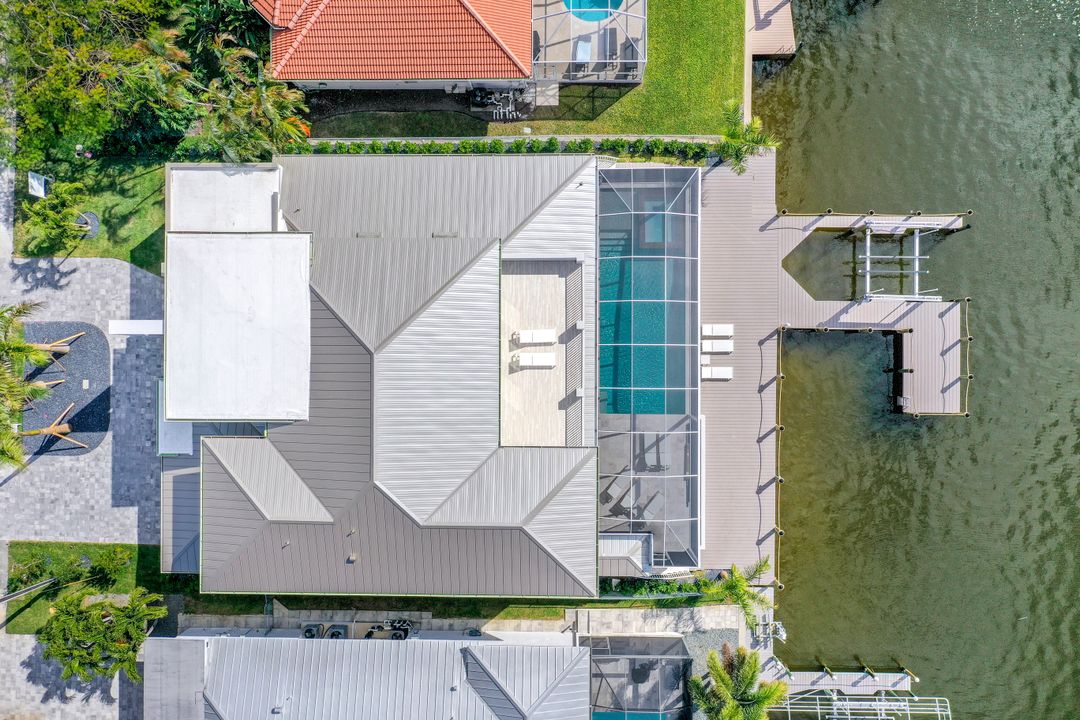 5020 Pelican Blvd, Cape Coral, FL 33914