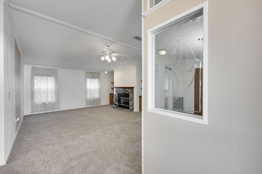 433 Rainbow Dr, North Fort Myers, FL 33903