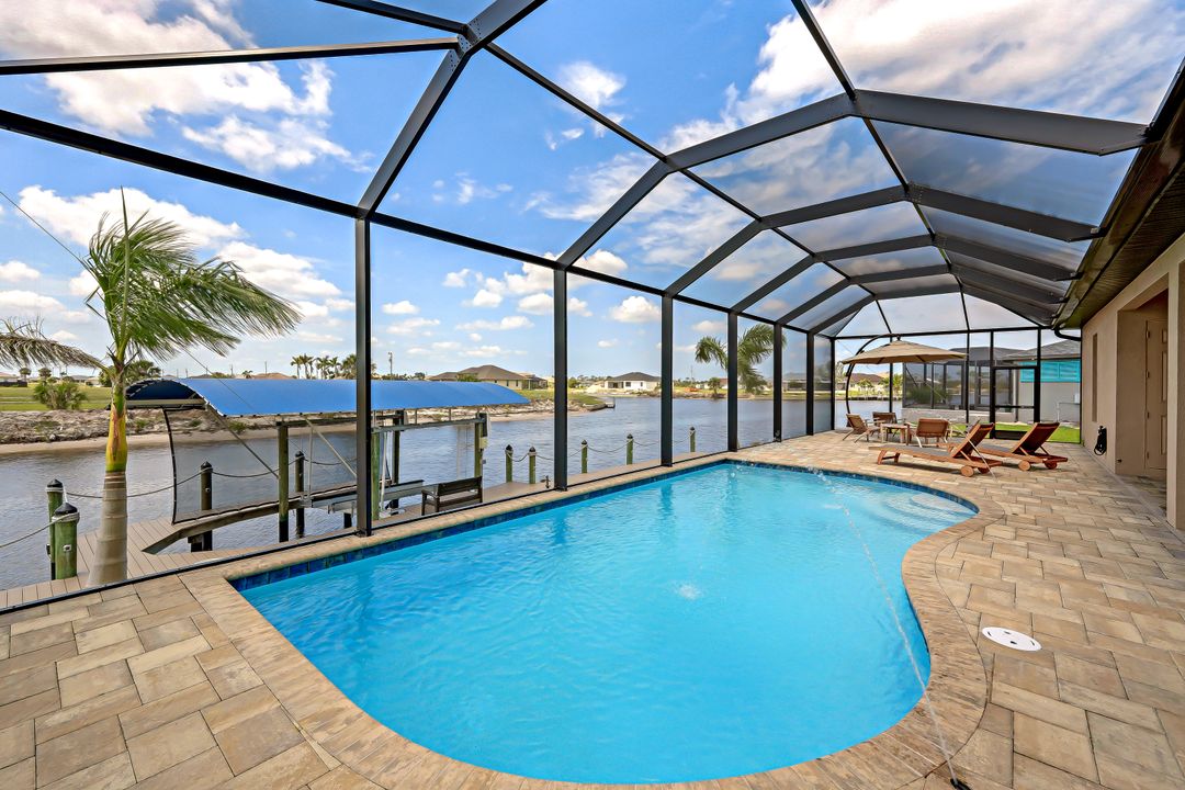 4208 NW 39th Ln, Cape Coral, FL 33993