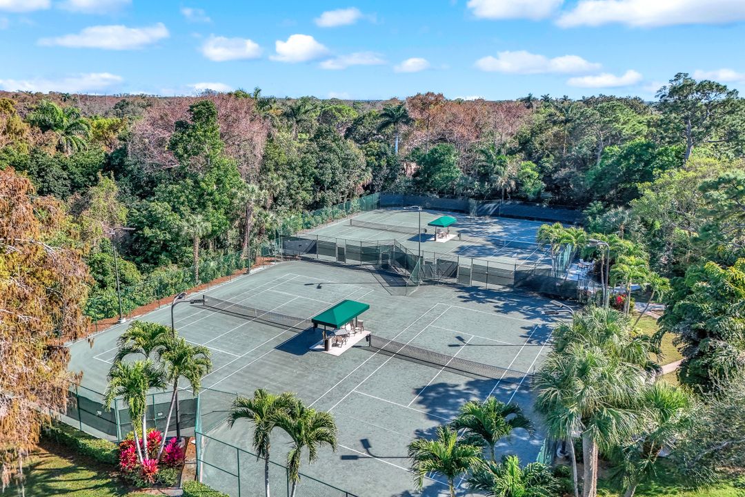 105 Wilderness Dr #107, Naples, FL 34105