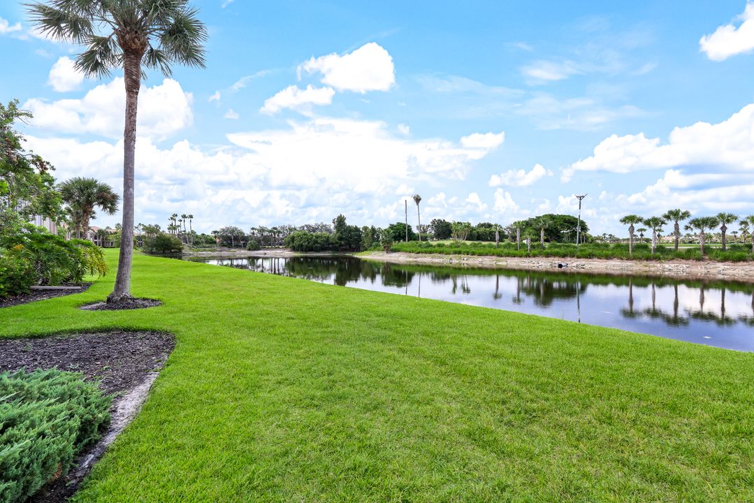 9220 Quartz Ln #101, Naples, FL 34120