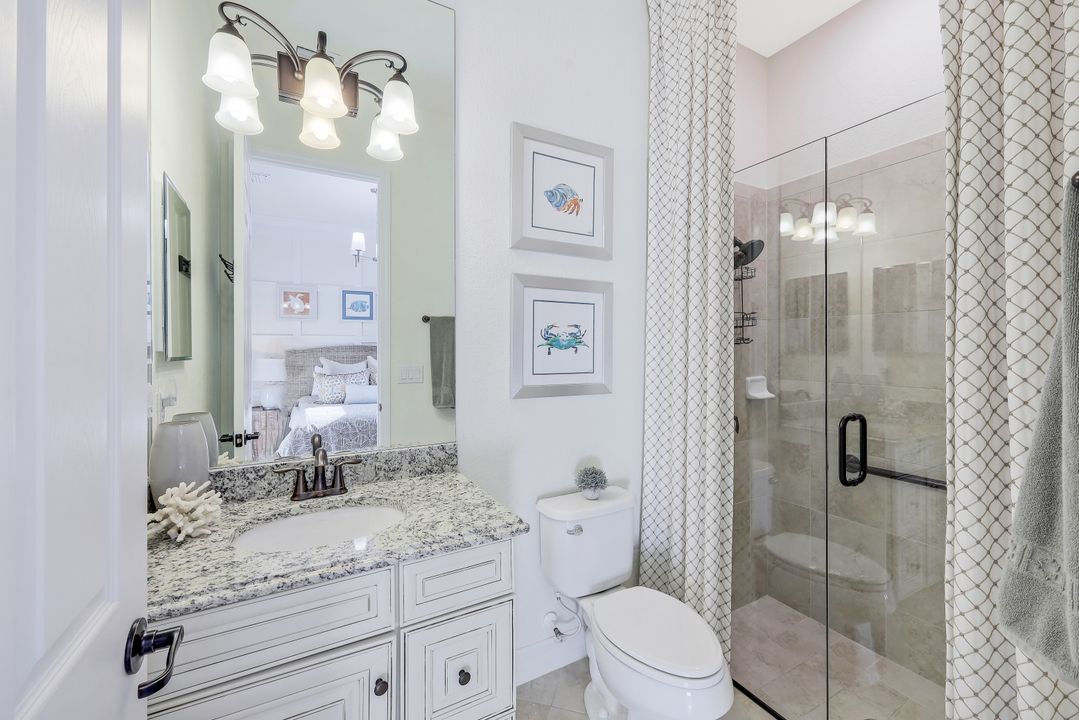 2939 Aviamar Cir, Naples, FL 34114