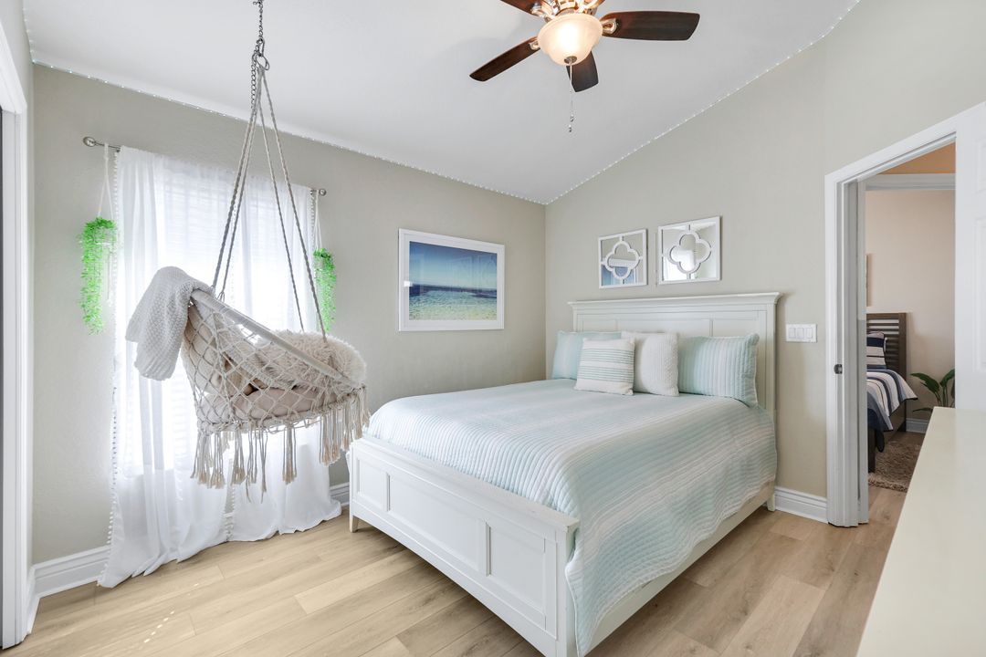 196 Skipping Stone Ln, Naples, FL 34119