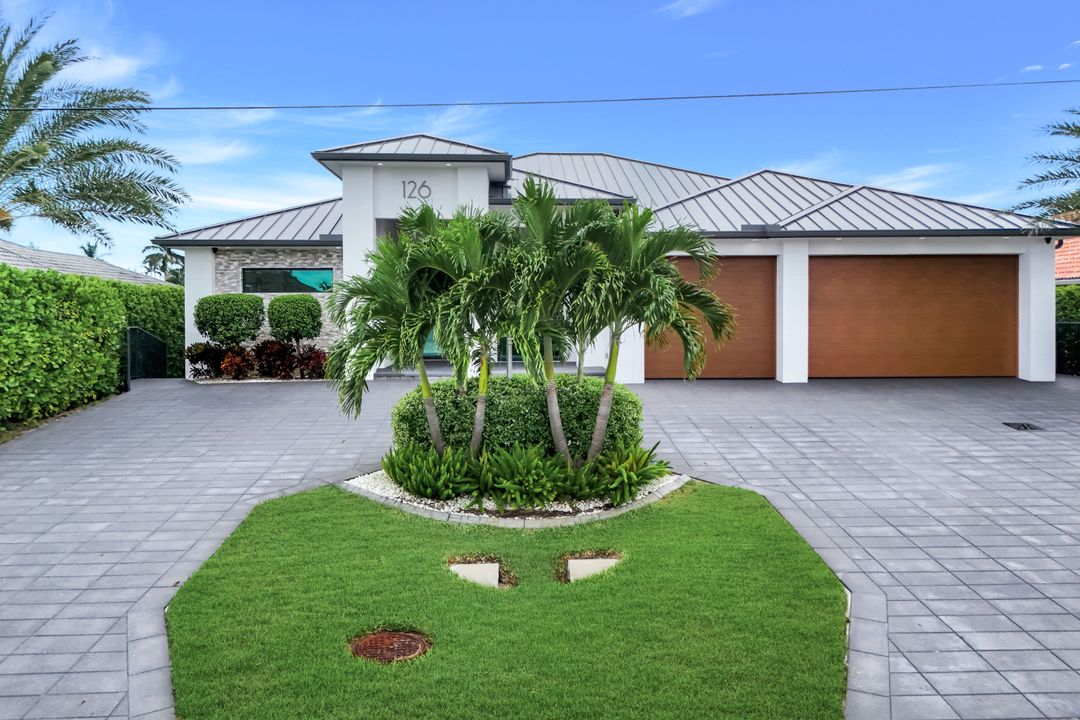 126 SW 57th St, Cape Coral, FL 33914