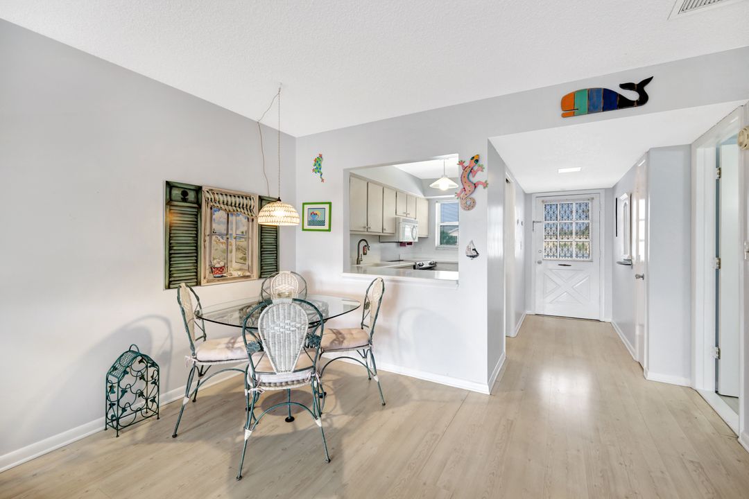 750 Mooring Line Dr #207, Naples, FL 34102