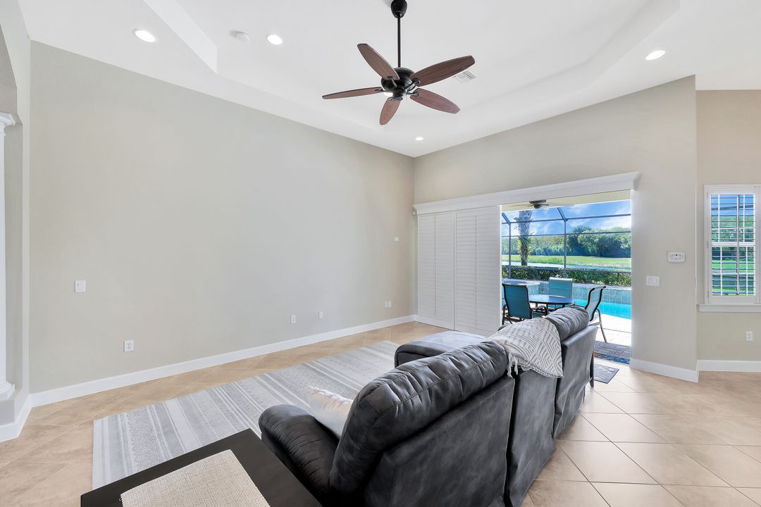 11982 Heather Woods Ct, Naples, FL 34120