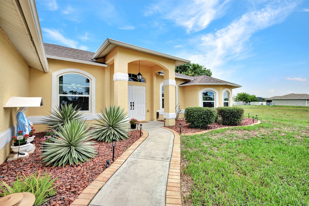 2223 NW 25th Terrace, Cape Coral, FL 33993