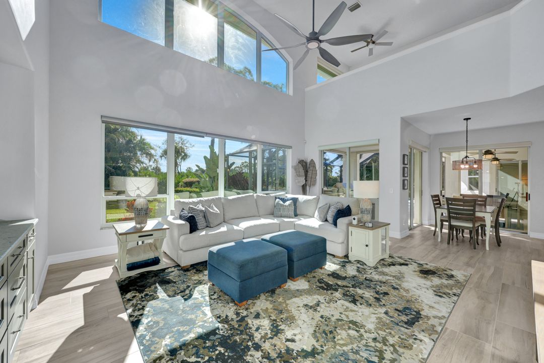 25011 Goldcrest Dr, Bonita Springs, FL 34134