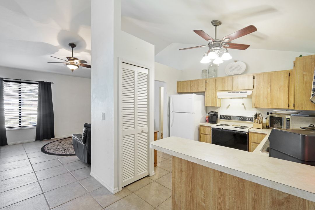 17409 Delaware Rd, Fort Myers, FL 33967