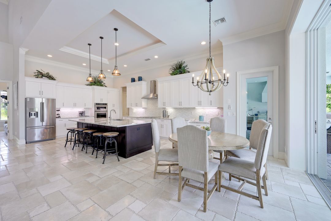 671 S Barfield Dr, Marco Island, FL 34145
