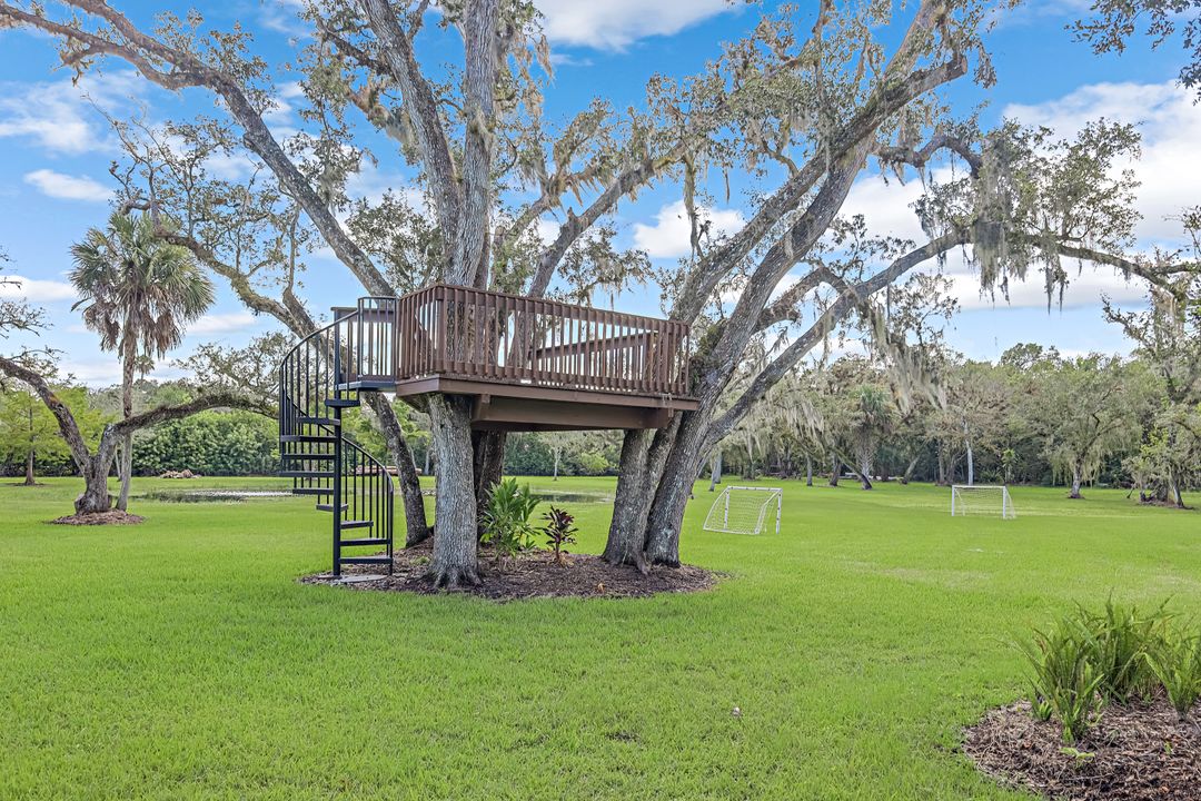 18850 S River Rd, Alva, FL 33920