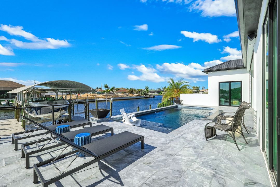 3806 NW 4th St, Cape Coral, FL 33993