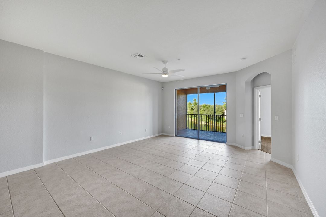 9621 Spanish Moss Way #3831, Bonita Springs, FL 34135
