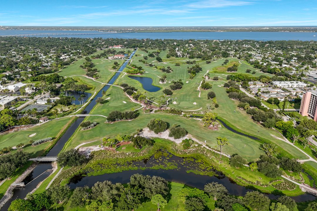 1755 Oakley Ave, Fort Myers, FL 33901