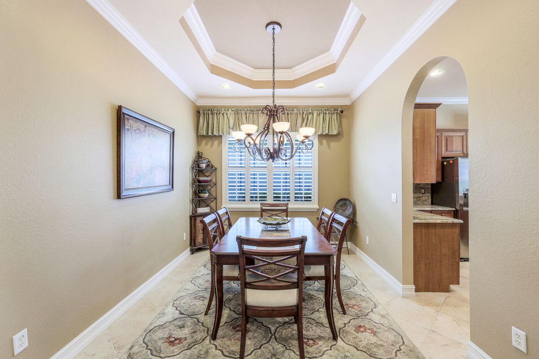 23628 Via Carino Ln, Bonita Springs, FL 34135