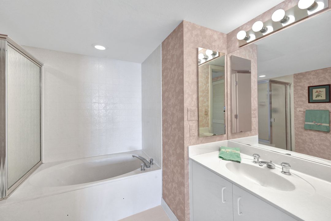 990 Cape Marco Dr  #1102, Marco Island, FL 34145