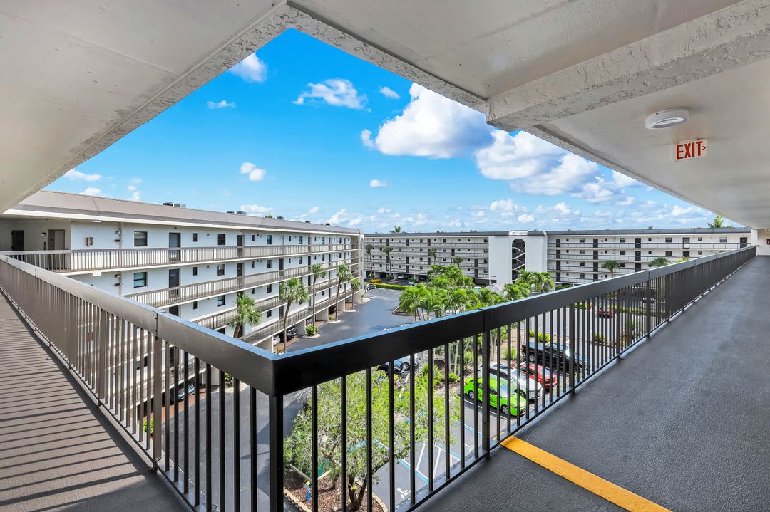 1023 Anglers Cove #E-505, Marco Island, FL 34145