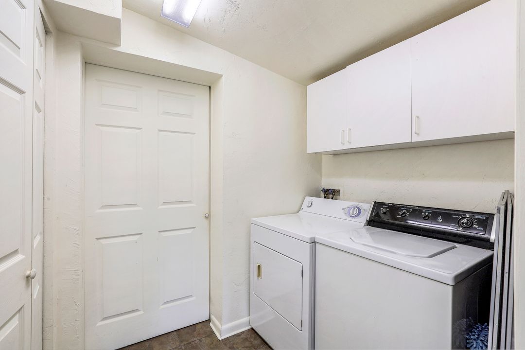 3758 12th St N, Naples, FL 34103