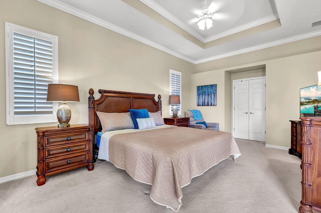 3567 Grand Cypress Dr, Naples, FL 34119