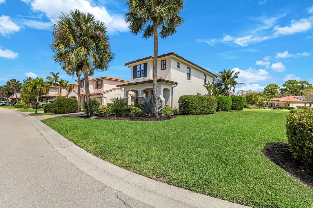 1307 Kendari Terrace, Naples, FL 34113