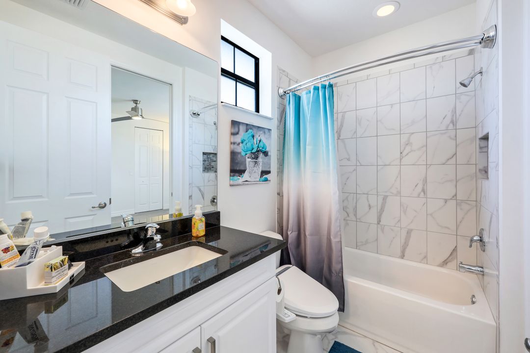 10059 Chesapeake Bay Dr, Fort Myers, FL 33913